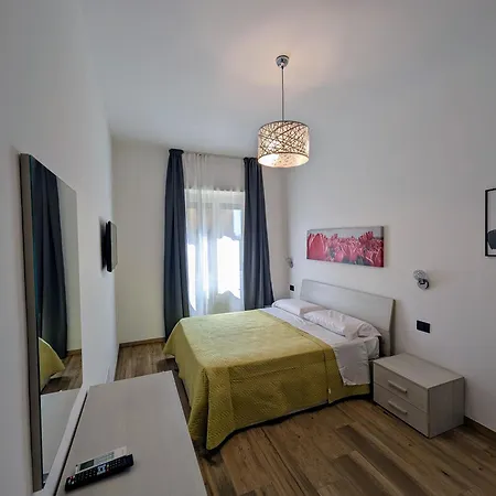 Maison Maurizio Marconi Roma